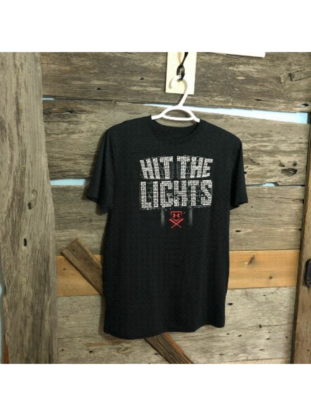 𝅺under Armour Size XL Youth Black 'Hit The Lights' activewear t-shirt